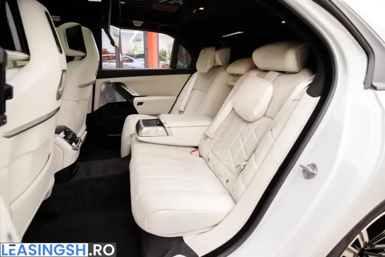 BMW 740d (Seria 7) din 2025 cu 1.264 km - oferta BMW220722 - foto 16
