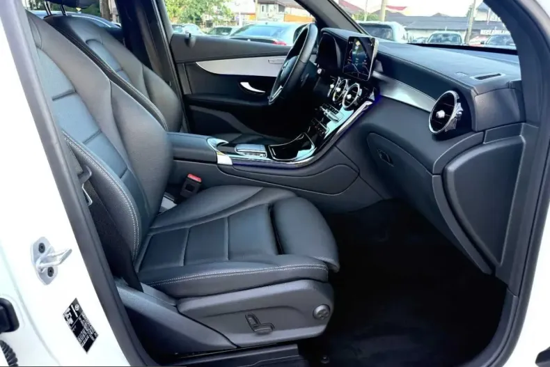 Mercedes-Benz GLC 300 (Clasa GLC) din 2022 cu 98.000 km - oferta MER220723 - foto 25