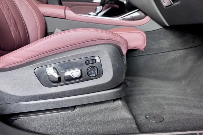 BMW X7 (Seria X) din 2021 cu 61.403 km - oferta BMW220727 - foto 31