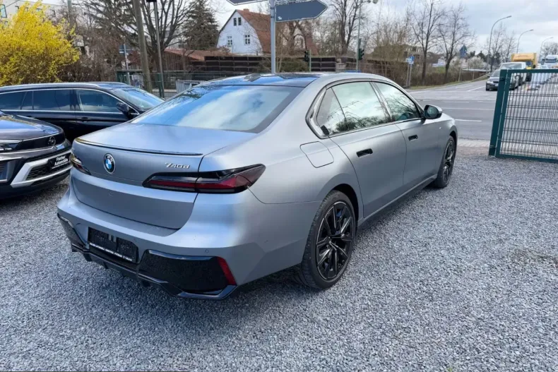 BMW 740 (Seria 7) din 2024 cu 21.436 km - oferta BMW220729 - foto 5