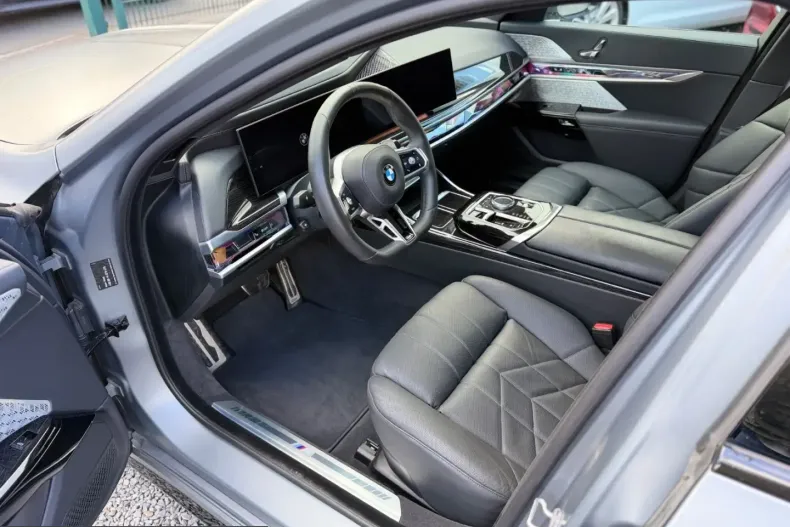 BMW 740 (Seria 7) din 2024 cu 21.436 km - oferta BMW220729 - foto 9