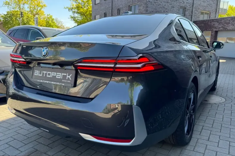 BMW 520 (Seria 5) din 2024 cu 40.000 km - oferta BMW220731 - foto 6