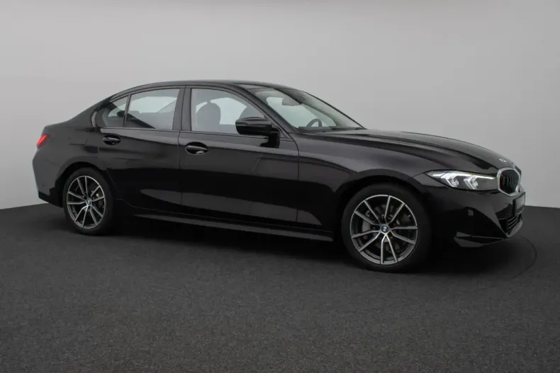 BMW 330 (Seria 3) din 2022 cu 25.484 km - oferta BMW220733 - foto 3