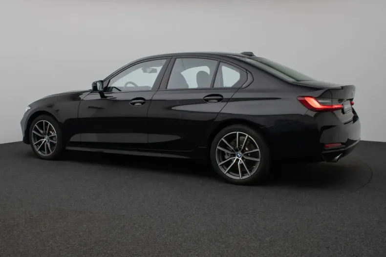 BMW 330 (Seria 3) din 2022 cu 25.484 km - oferta BMW220733 - foto 9