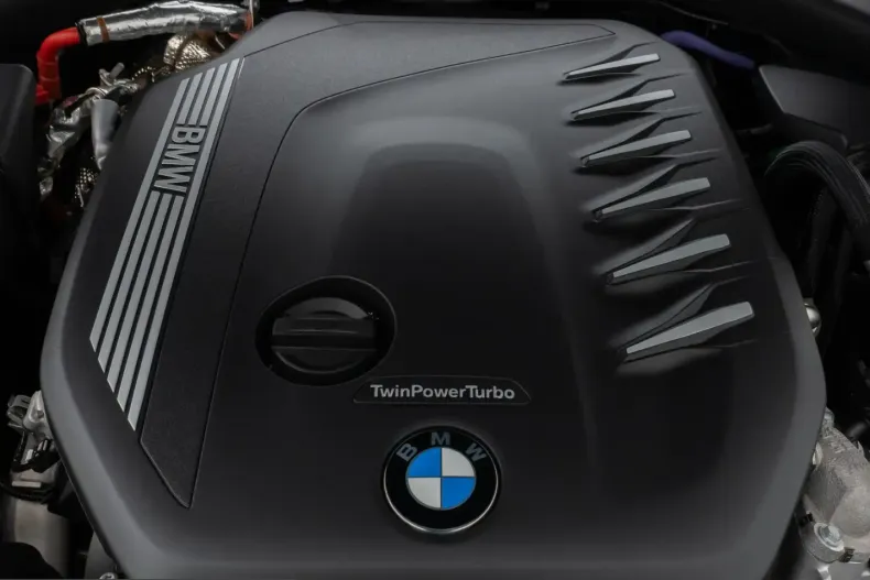 BMW 330 (Seria 3) din 2022 cu 25.484 km - oferta BMW220733 - foto 13
