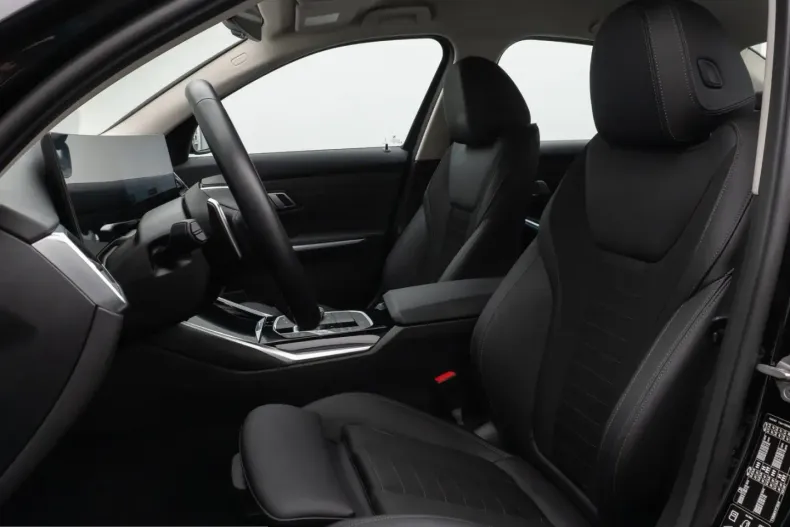 BMW 330 (Seria 3) din 2022 cu 25.484 km - oferta BMW220733 - foto 33
