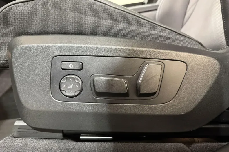 BMW X3 (Seria X) din 2025 cu 20.972 km - oferta BMW220737 - foto 18