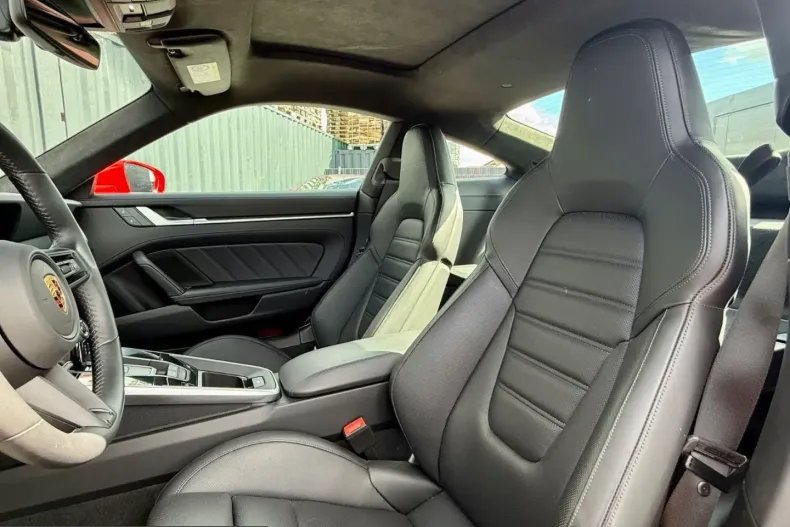 Porsche 992 din 2023 cu 11.600 km - oferta POR220739 - foto 14