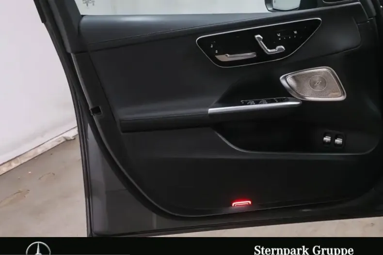 Mercedes-Benz C 300 (Clasa C) din 2025 cu 16.250 km - oferta MER220744 - foto 9