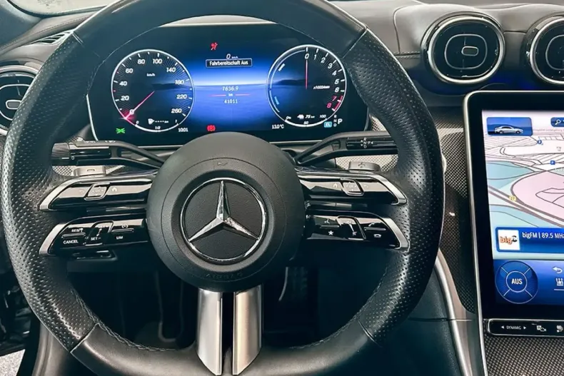 Mercedes-Benz C 300 (Clasa C) din 2023 cu 41.050 km - oferta MER220747 - foto 9