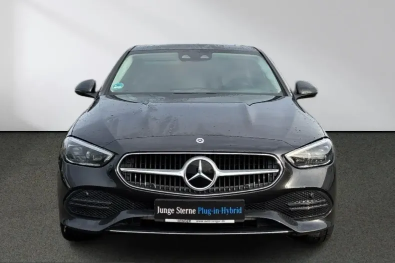 Mercedes-Benz C 300 (Clasa C) din 2022 cu 46.030 km - oferta MER220750 - foto 1