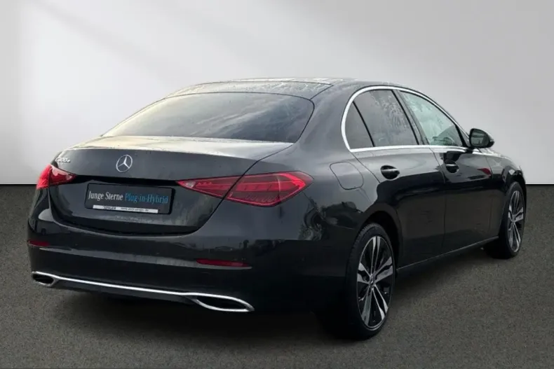Mercedes-Benz C 300 (Clasa C) din 2022 cu 46.030 km - oferta MER220750 - foto 3
