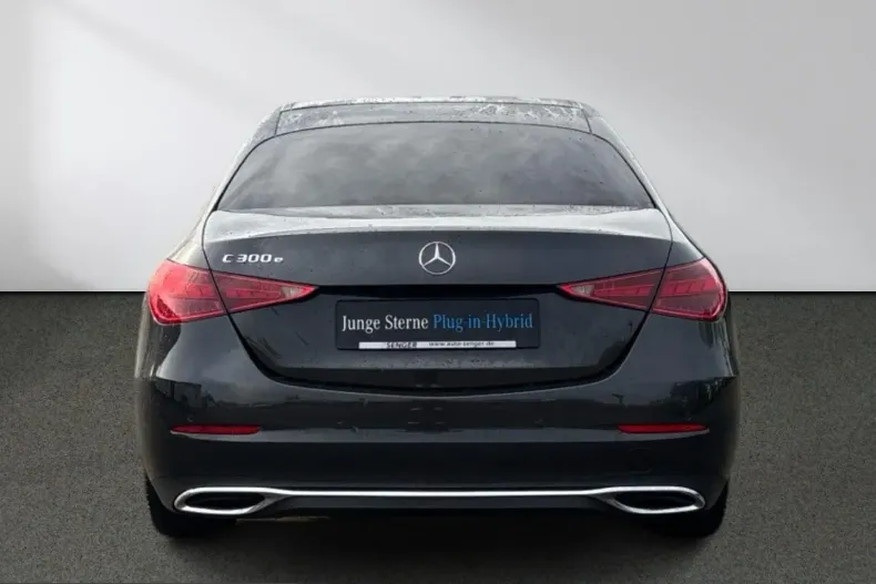 Mercedes-Benz C 300 (Clasa C) din 2022 cu 46.030 km - oferta MER220750 - foto 4