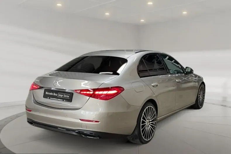Mercedes-Benz C 300 (Clasa C) din 2024 cu 11.007 km - oferta MER220752 - foto 2
