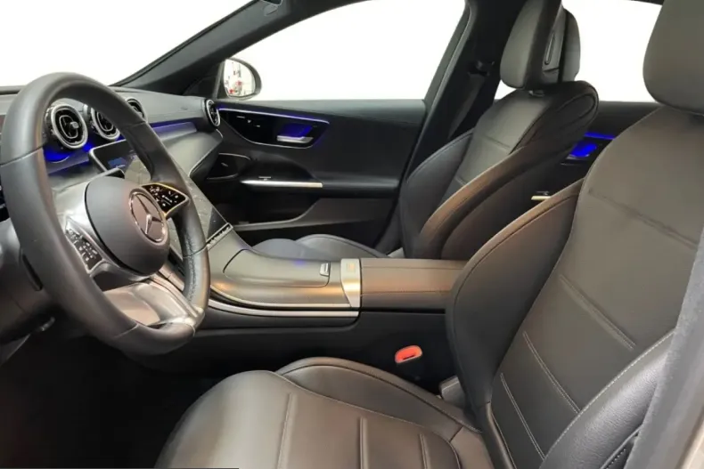 Mercedes-Benz C 300 (Clasa C) din 2024 cu 11.007 km - oferta MER220752 - foto 5