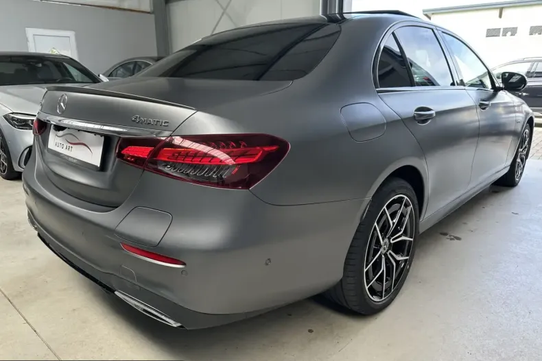 Mercedes-Benz E 300 (Clasa E) din 2021 cu 48.461 km - oferta MER220754 - foto 4