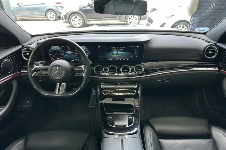 Mercedes-Benz E 300 (Clasa E) din 2021 cu 48.461 km - oferta MER220754 - foto 8