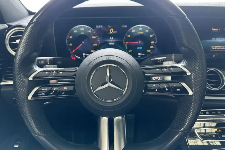 Mercedes-Benz E 300 (Clasa E) din 2021 cu 48.461 km - oferta MER220754 - foto 13