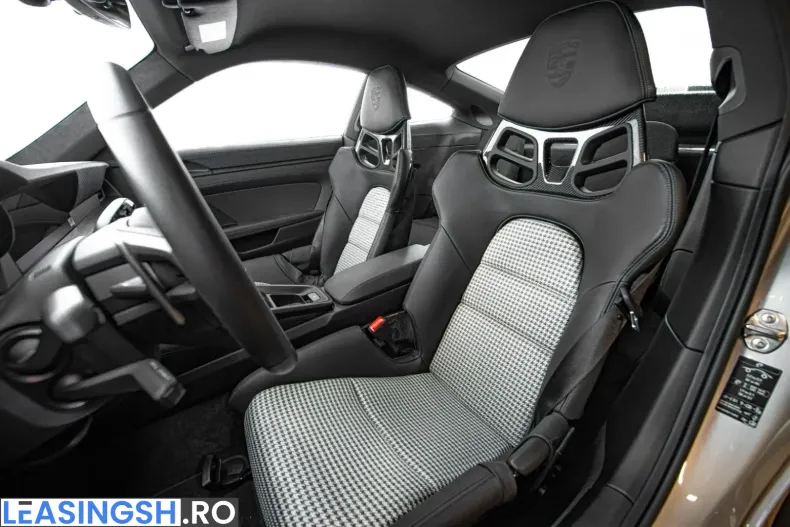 Porsche 992 din 2024 cu 1.520 km - oferta POR220755 - foto 12