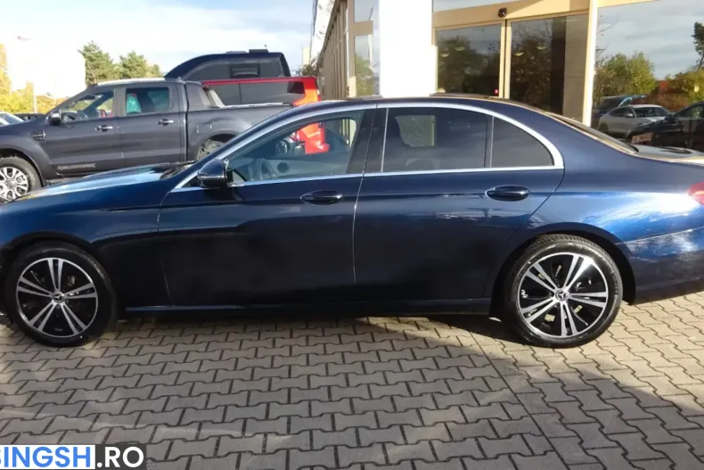 Mercedes-Benz E 220 (Clasa E) din 2024 cu 8.233 km - oferta MER220765 - foto 5