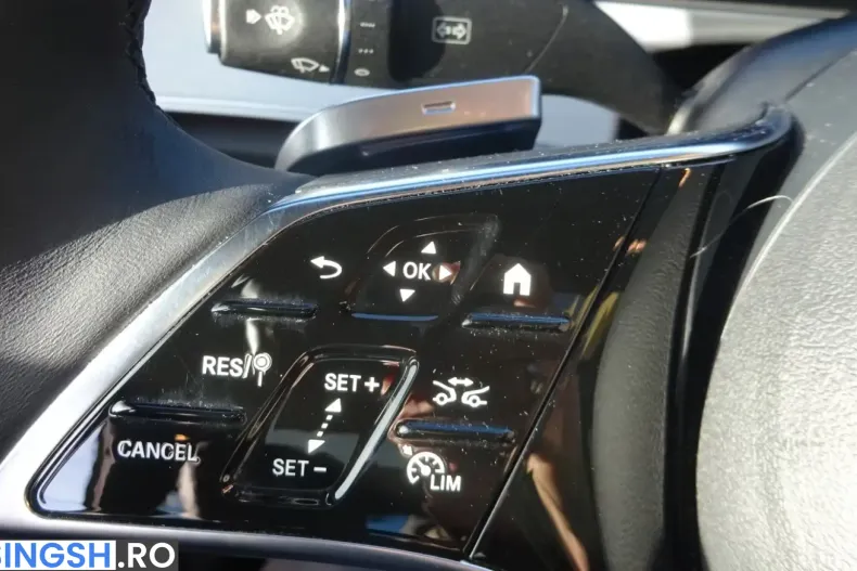 Mercedes-Benz E 220 (Clasa E) din 2024 cu 8.233 km - oferta MER220765 - foto 11