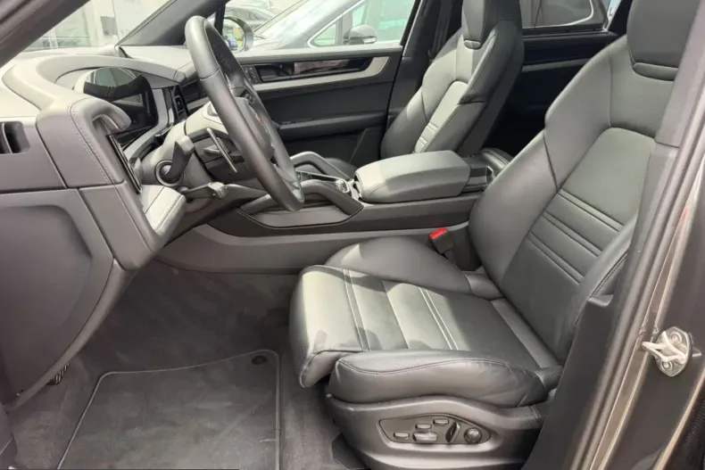 Porsche Cayenne din 2025 cu 47.000 km - oferta POR220770 - foto 8