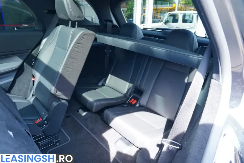 Mercedes-Benz GLE 300 (Clasa GLE) din 2025 cu 19.950 km - oferta MER220777 - foto 18