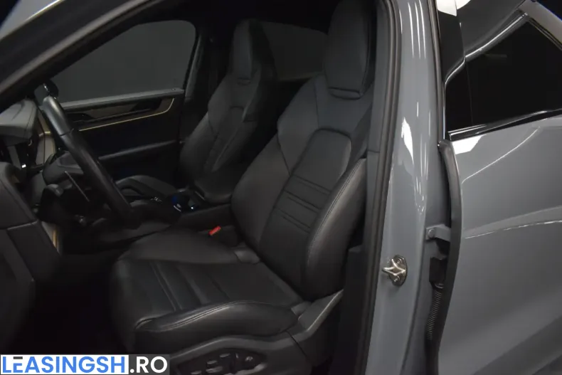 Porsche Cayenne din 2024 cu 42.478 km - oferta POR220785 - foto 3