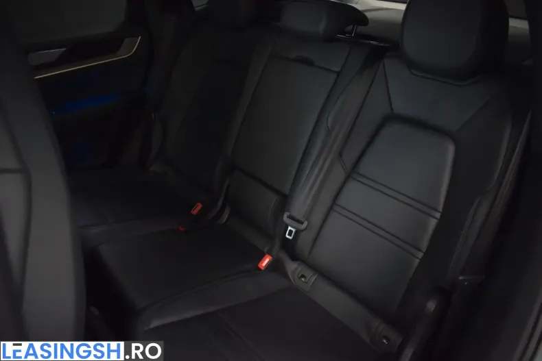 Porsche Cayenne din 2024 cu 42.478 km - oferta POR220785 - foto 17