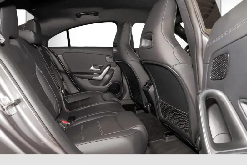 Mercedes-Benz CLA 250 (Clasa CLA) din 2023 cu 41.301 km - oferta MER220791 - foto 9