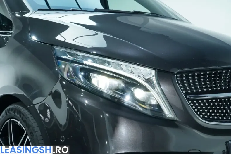 Mercedes-Benz V 300 (Clasa V) din 2022 cu 83.958 km - oferta MER220799 - foto 4