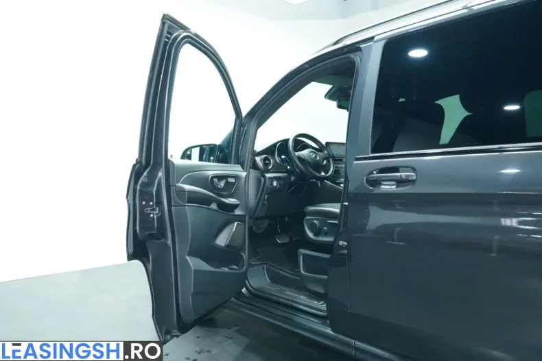 Mercedes-Benz V 300 (Clasa V) din 2022 cu 83.958 km - oferta MER220799 - foto 33
