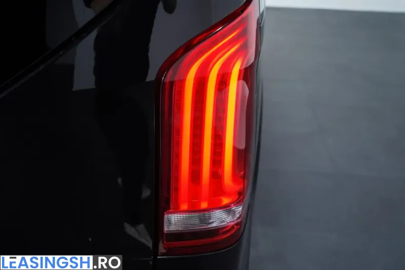 Mercedes-Benz V 300 (Clasa V) din 2021 cu 59.419 km - oferta MER220801 - foto 26