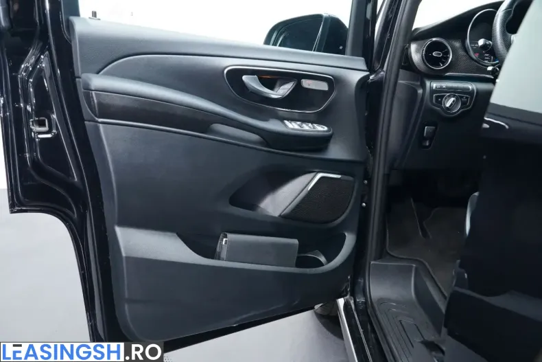 Mercedes-Benz V 300 (Clasa V) din 2021 cu 59.419 km - oferta MER220801 - foto 31
