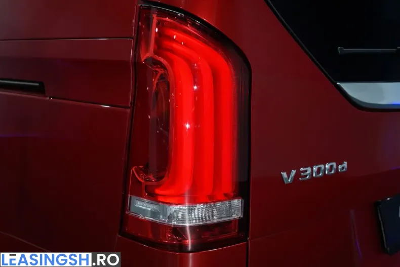 Mercedes-Benz V 300 (Clasa V) din 2021 cu 43.321 km - oferta MER220802 - foto 50