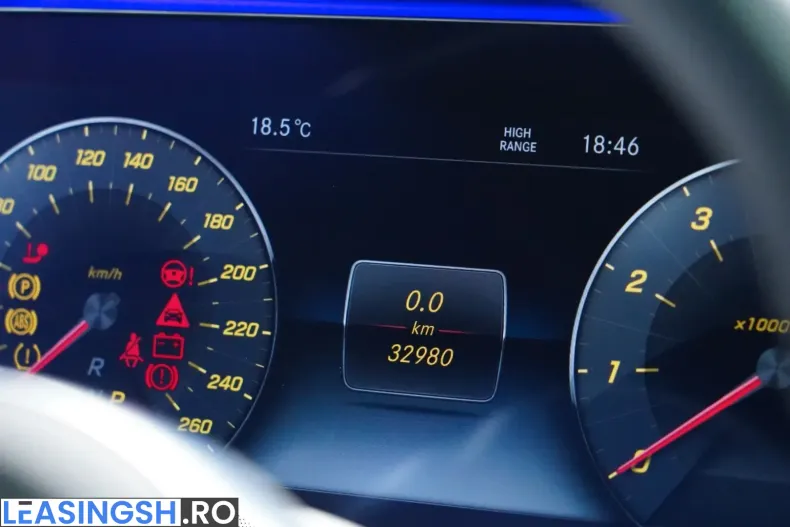 Mercedes-Benz G 500 (Clasa G) din 2023 cu 33.950 km - oferta MER220804 - foto 37