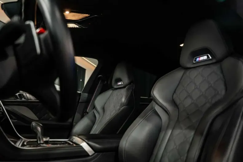 BMW M8 (Seria 8) din 2022 cu 33.371 km - oferta BMW220808 - foto 16