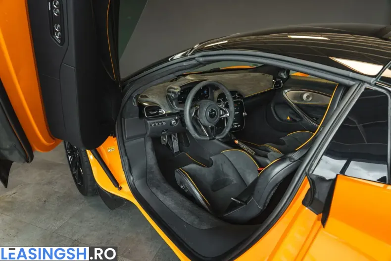 McLaren Artura din 2024 cu 9.990 km - oferta MCL220810 - foto 8