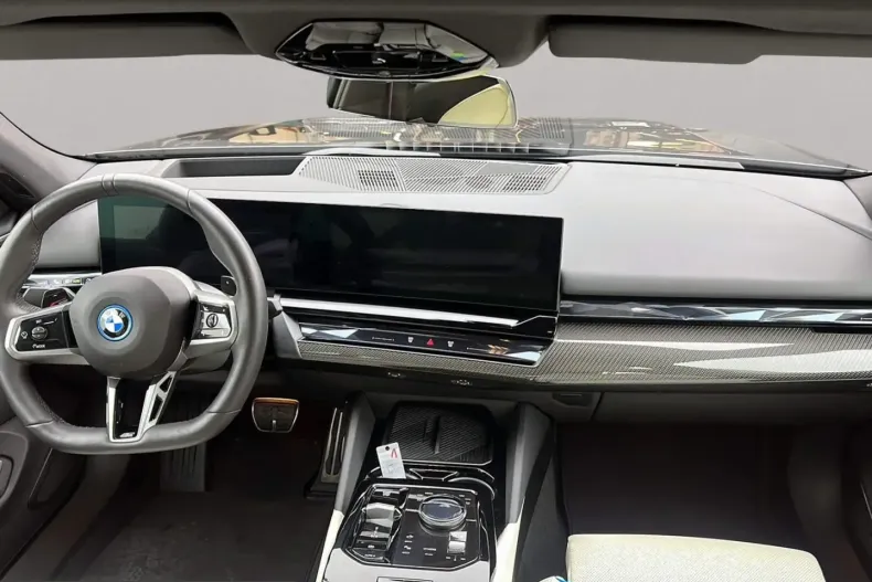 BMW 550 (Seria 5) din 2025 cu 21.310 km - oferta BMW220813 - foto 13
