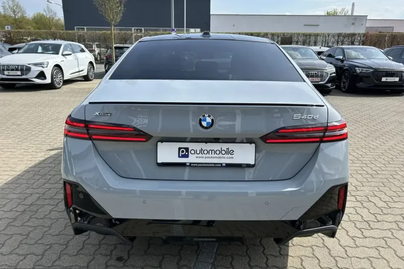 BMW 540 (Seria 5) din 2025 cu 15.143 km - oferta BMW220815 - foto 10