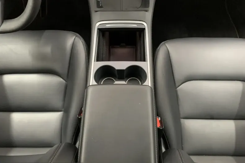 Tesla Model 3 din 2022 cu 88.625 km - oferta TES220816 - foto 17