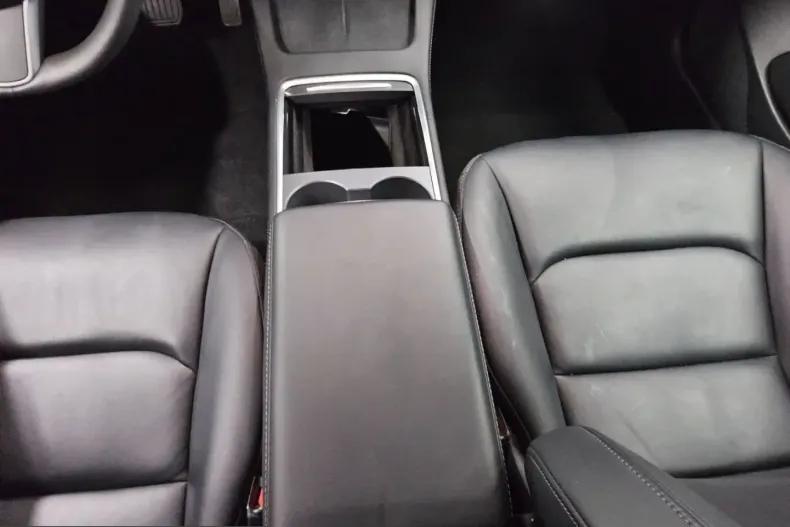 Tesla Model 3 din 2021 cu 68.494 km - oferta TES220817 - foto 5