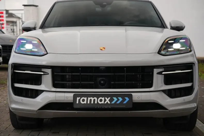 Porsche Cayenne din 2024 cu 18.200 km - oferta POR220818 - foto 11