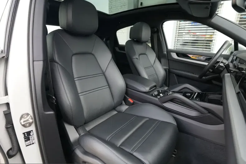 Porsche Cayenne din 2024 cu 18.200 km - oferta POR220818 - foto 18