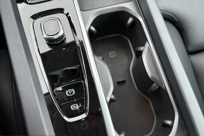 Volvo XC60 din 2025 cu 24.511 km - oferta VOL220822 - foto 33