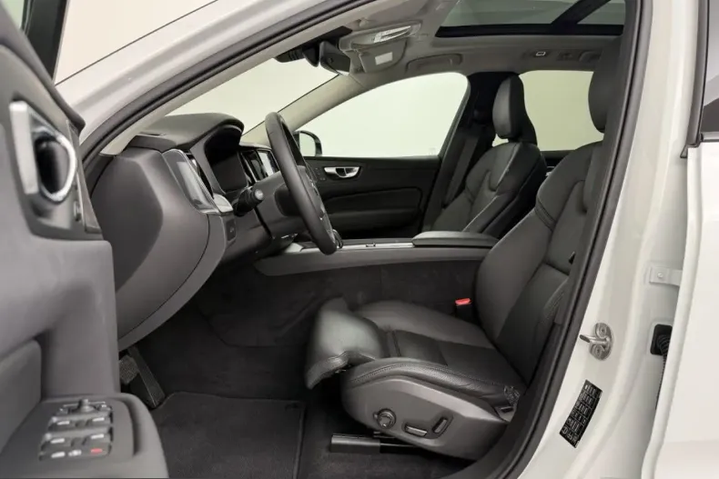 Volvo XC60 din 2025 cu 23.466 km - oferta VOL220823 - foto 11