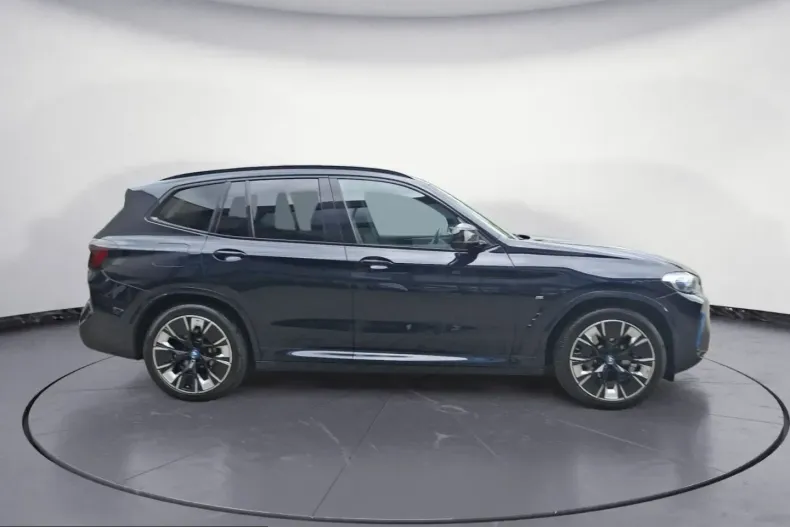 BMW iX3 (Seria X) din 2022 cu 56.489 km - oferta BMW220832 - foto 6