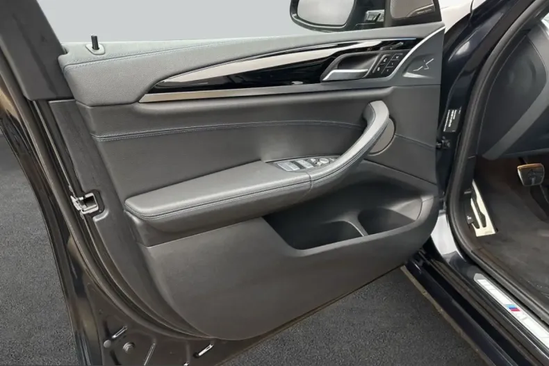 BMW iX3 (Seria X) din 2023 cu 70.942 km - oferta BMW220833 - foto 21