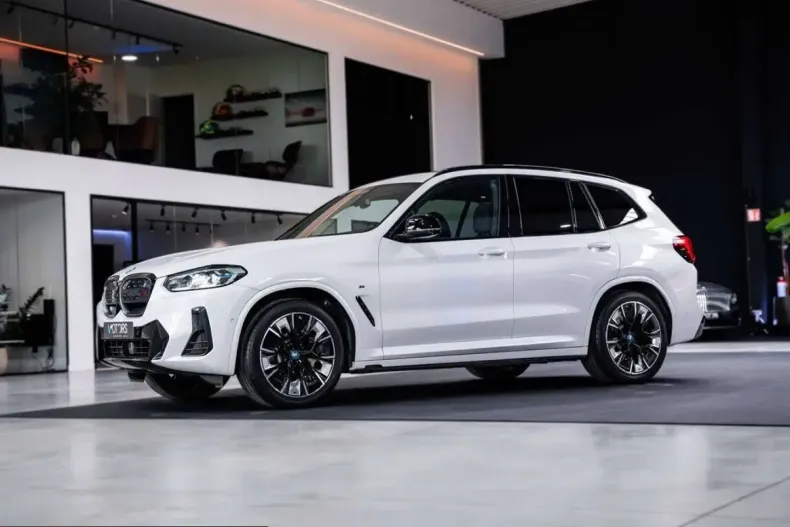 BMW iX3 (Seria X) din 2022 cu 79.484 km - oferta BMW220834 - foto 2