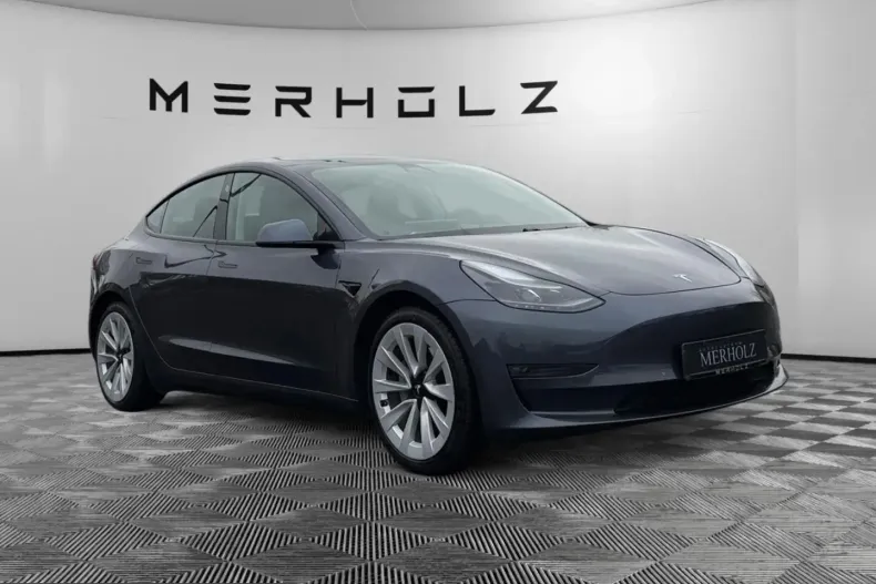 Tesla Model 3 din 2021 cu 60.000 km - oferta TES220838 - foto 1